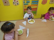 Zelenina Bonduele, ve školce vaří pan Uher Lukáš